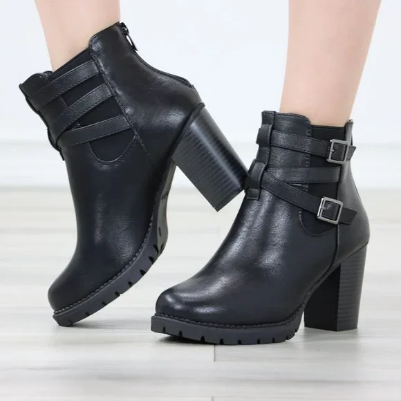 Black Ankle Boots Chunky Lug Block Heel Synthetic Leather Round Toe - Picture 1 of 12